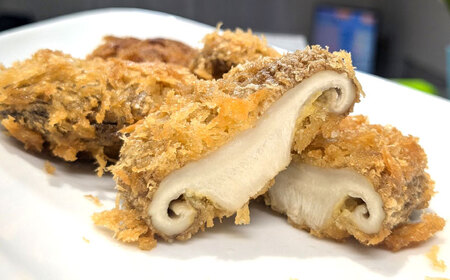 肉厚生椎茸（菌床）約500g / しいたけ シイタケ きのこ キノコ 椎茸 / 瀬戸市 / 株式会社フラットフィールド[BBEE001]