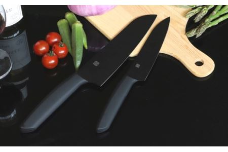 H10-179【濃州正宗作】オールブラック三徳包丁 引き締まる重厚感【30営業日】（45日程度）を目安に発送