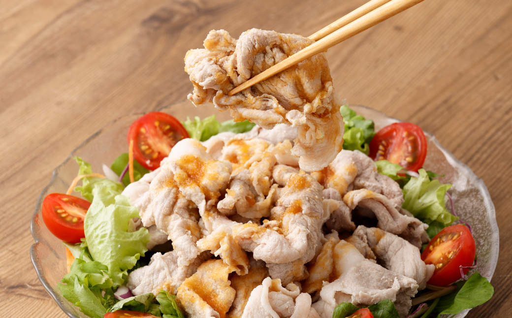 【全12回定期便】【訳あり】「競り美豚」モモ 切り落とし 2.5kg