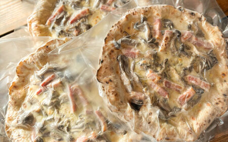 【 ナポリピッツァ専門店 が 作る薪窯焼き 冷凍 ピッツァ セット 】 フンギ × 3枚 計約1.02kg【堀川ピッツァ】[BHBV004]