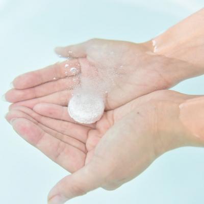 ふるさと納税 国東市 クロッツ 足湯もできるブーツタイプ (薬用Hot重炭酸湯90錠入付)※ネイビー/L_2043R-6 |  | 03