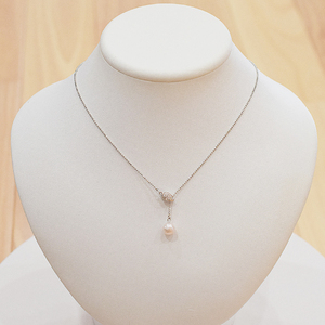 S101-380_あこや真珠 ホワイトピンク 8mm - 8.5mm 1粒 ネックレス クリップ Yスタイル SV シルバー ボールチェーン 真珠 白蝶貝 黒蝶貝