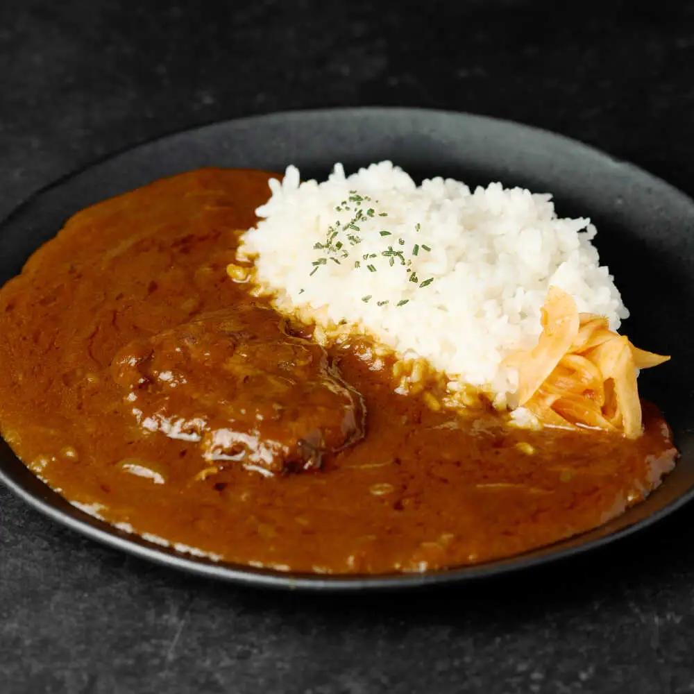 【お中元】壱岐産米と壱岐牛カレープレミアムセット 《壱岐市》【壱岐フードファクトリー】 白米 ごはん ご飯 カレー レトルト 食品 レンジ 仕送り 肉 牛肉 和牛 壱岐牛[JDW155]