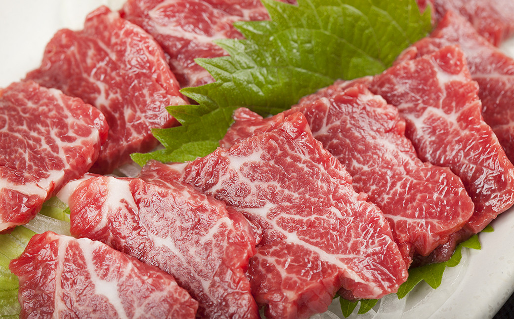 
                  馬刺し セット「華」 合計280g 3種 中トロ 上ロ－ス スライス たてがみ ブロック 馬肉 肉 タレ付き
                
