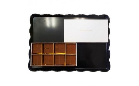 生チョコレート 16個入× 4種 （スイート、 ストロベリー、 抹茶、 マンゴー）