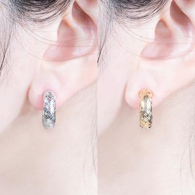 ふるさと納税 甲府市 【ジュエリーの街、山梨県甲府市】K18YG/K18WGリバーシブルピアリング E4726 |  | 03