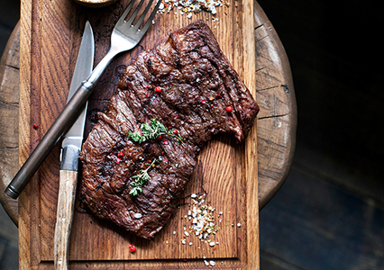 A4A5等級未経産雌牛　特撰　近江牛　厚切りサーロインステーキ　１枚（400ｇ）【FO38U】