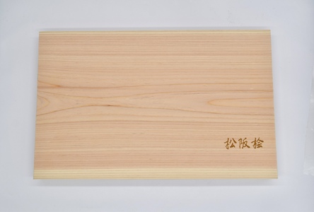 松阪桧まな板（中サイズ）　お好きなメッセージを入れられます！【3-148】