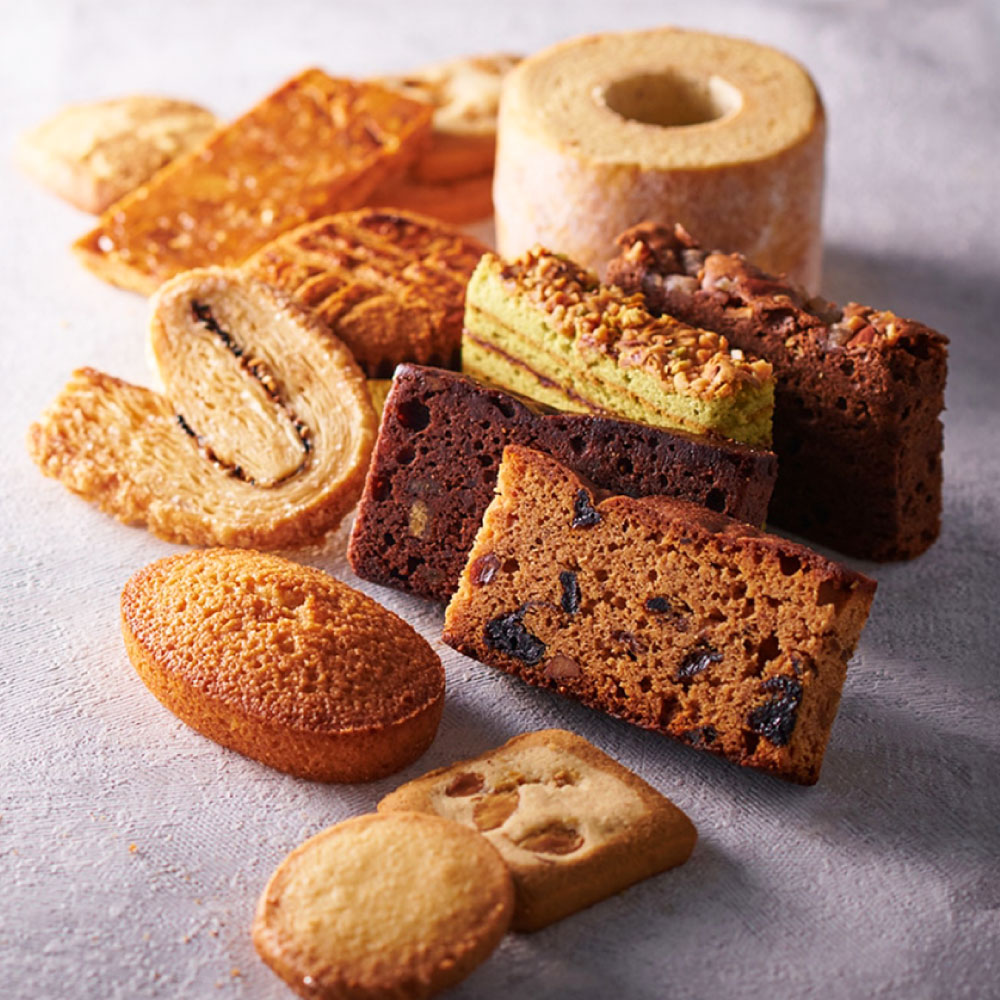 【ふるさと納税】＜選べる内容量＞【シャトレーゼ】Grandrecipes（グランレシピズ） 1セット（計12個/計18個/計40個）・2セット（計24個/計36個/計80個） ケーク・オ・フリュイ ショコラオランジュ バターサブレ バウムクーヘン クッキー 詰め合わせ 冷蔵 送料無料