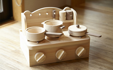 塗料を使わない檜のおもちゃ IKONIH ミニキッチン おもちゃ 玩具 ひのき F6Q-368