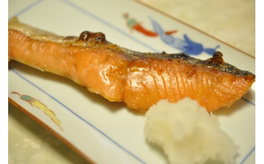■『干物屋さんが真心込めて作った』 銀鮭切り身 【21切】/ 鮭 しゃけ シャケ さけ 切身 おかず 弁当   【knk203-gin-21】