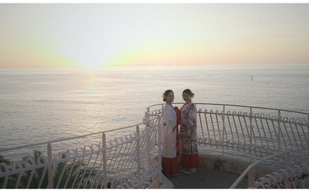 【ふるさと納税】☆沖縄貸衣装体験☆～貸衣装で美浜アメリカンビレッジ散策～