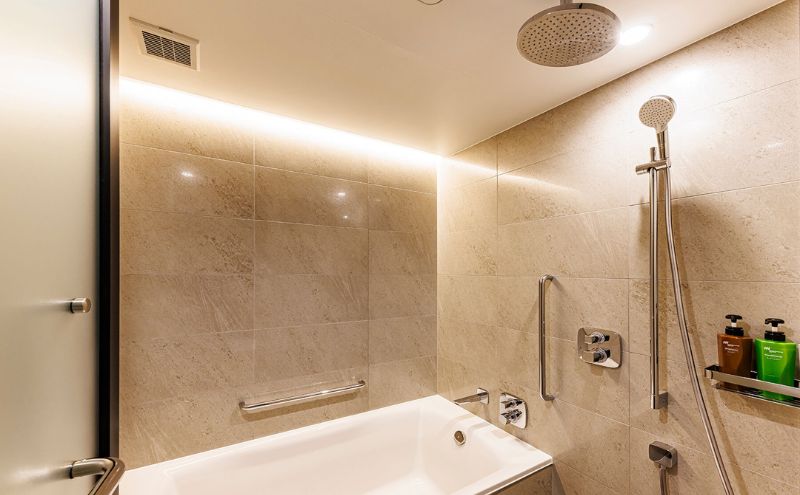 宿泊ご招待券 東京 ホテルメトロポリタン 羽田 ジュニアスイート 1泊2日 ご朝食付き 1室2名様 羽田空港 ホテル 屋上展望 景色 レストラン