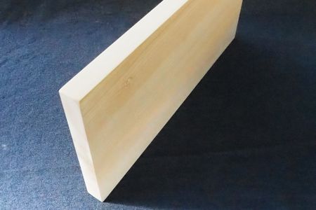 H34　いちょうの一枚板のまな板（中）42cm×21cm