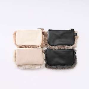 ふわふわモフモフ◇マルチコインケース　ファー（無地ライトベージュ）×レザー（型押しベージュ）【cbm19】