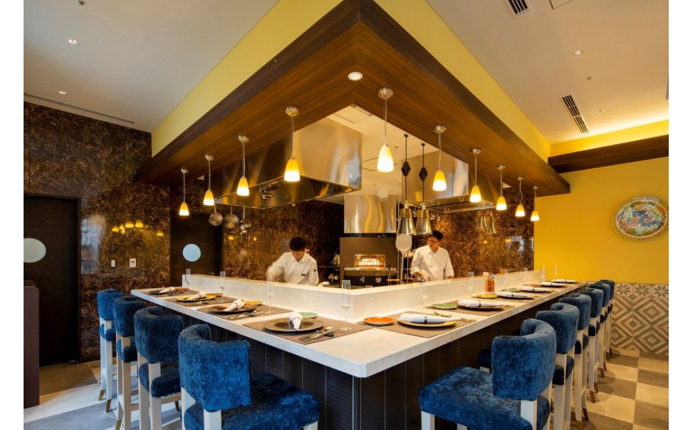 
            【イタリアンレストラン「サンミケーレ」(ホテルモントレ神戸)】ペアランチ食事券
          