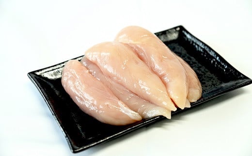 肉質はきめ細かく、ほどよい歯ごたえと地鶏の旨味、そしてジューシーな美味しさがあります。