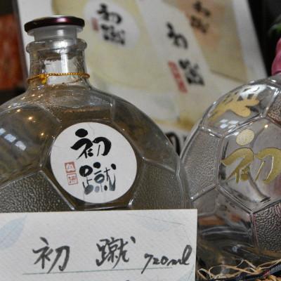 ふるさと納税 藤枝市 奥洲屋オリジナル吟醸酒「初蹴」720ml　 |  | 01