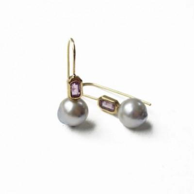 ふるさと納税 座間味村 kerama pearl × pink sapphire hook earring/K18 (両耳) |  | 01