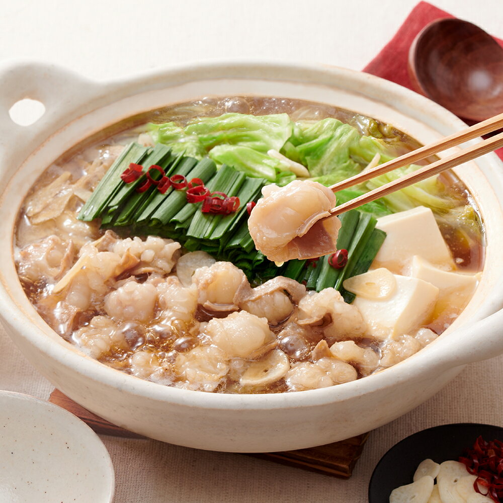 【ふるさと納税】＜選べる内容量＞ぷるっぷる！ やまや 博多もつ鍋セット あごだし醤油味 3～4人前（計650g）・3～4人前×3（計1.95kg） モツ鍋 牛もつ 牛小腸 牛肉 お肉 スープ ちゃんぽん麺 チャンポン麺 麺類 しょうゆ 惣菜 冷凍 国産 福岡県 嘉麻市 送料無料