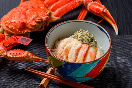 【蟹の匠 魚政】松葉ガニの甲羅盛り 蟹の漢船（おとこぶね）中サイズ 2個セット（2024年1月～発送）