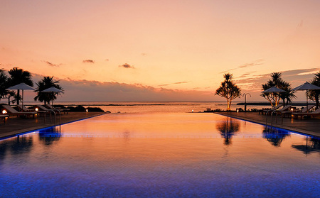 【サイプレスリゾート久米島】アンバサダースイートルーム 1泊朝食付きペア宿泊券 ホテル リゾート 沖縄 久米島 オーシャンビュー サンセット ビーチ 自然 客室 レストラン プール 大浴場 観光 アク