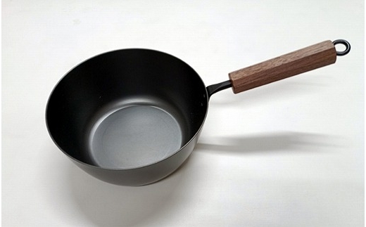 
                  わたしのこだわり 窒化鉄 片手鍋(リング付) 20cm FC025160
                
