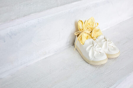 消臭 除菌 『 kukkia（靴用）（花）』【 イエロー×ホワイト 】| koti コティ ハンドメイド 手づくり 靴の消臭 剣道 消臭雑貨 日用品 家 脱臭 空気感染 予防 カビ 細菌 ウィルス 喘