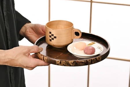 角館樺細工《樺細工 八柳》 丸 茶盆 小 角館工芸協同組合