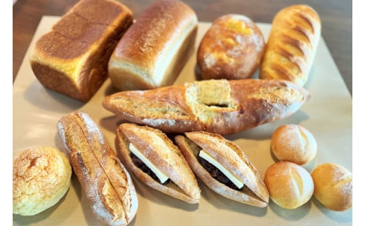 YP-03　よしぱんの地元素材をたっぷり使ったおすすめ9種パンセット