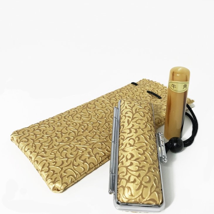 【ふるさと納税】シャーロット 牛角色印鑑セット 15.0mm×60mm 印鑑 印鑑ケース 印袋 ギフト 贈り物 雑貨 文房具 高級感 存在感 プレゼント 八方吉相書体 山梨県 甲斐市 W-13