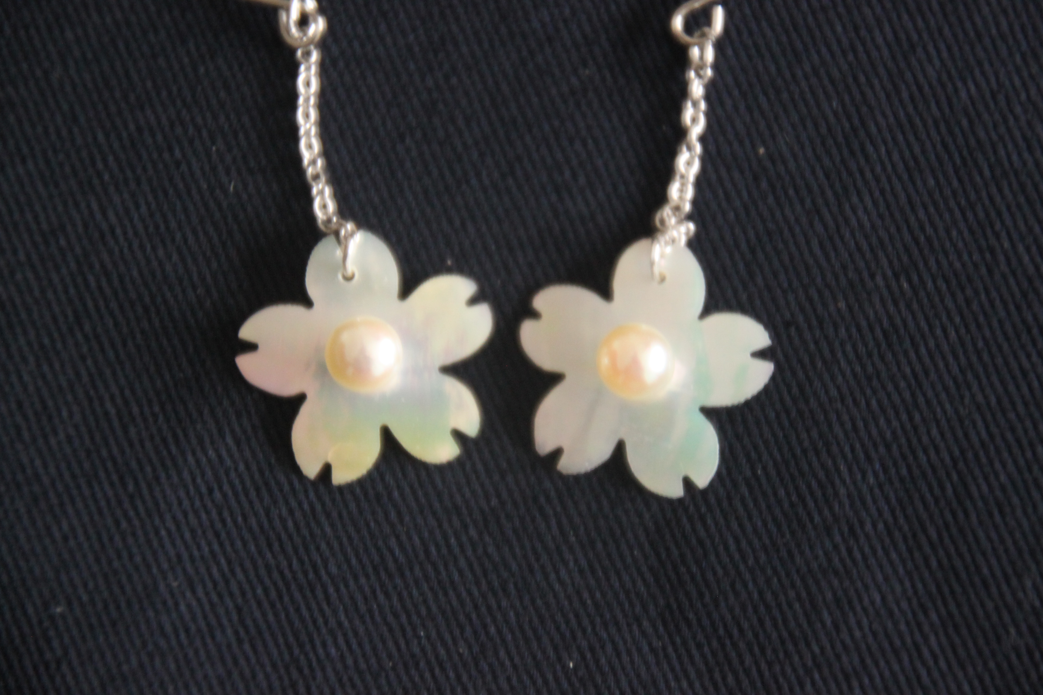 【012-04】貝と真珠　ピアス【桜】アコヤ* 