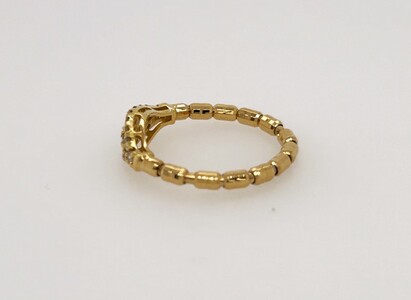 ジュエリー産地甲府　K18ストレッチダイヤリング ダイヤ0.30ct　22735　M
