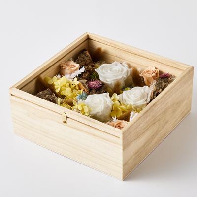 ふるさと納税 日出町 プリザーブドフラワー白 |  | 02