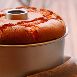 人気の しっとり ふわふわ ビオ・シフォンケーキ ホール  [オレンジ]【ひみつのひとさじ】お菓子 焼菓子 洋菓子 スイーツ シフォン ケーキ チョコレート 詰合せ オーガニック 低糖質 贈り物 ギフ