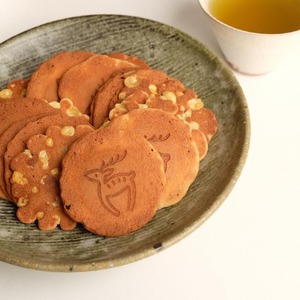 くるみの木 お菓子とグラノーラセット（手やきせんべい・和グラノーラ）【krm13】