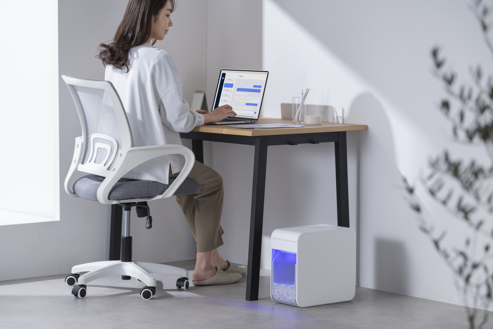 パーソナルシュレッダー シズカット P4HM-35E-W ホワイト