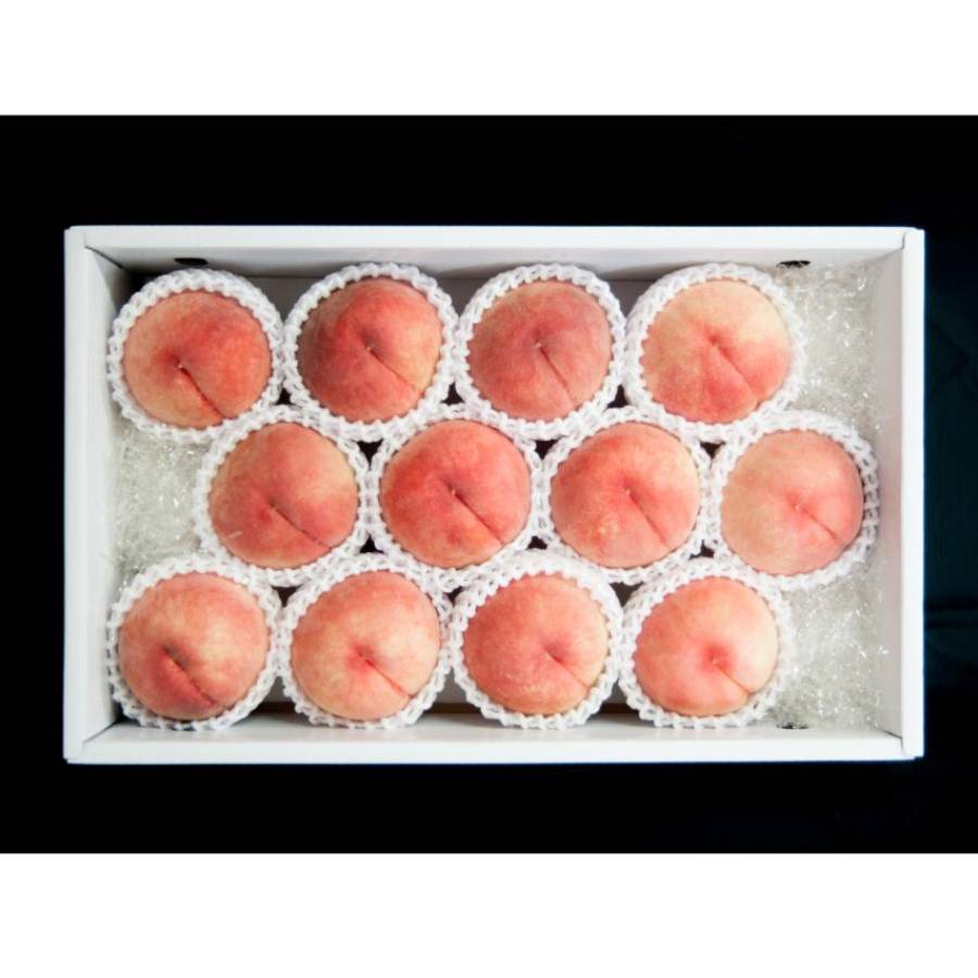 ＜八旗農園＞秀品桃「白鳳系」（日川白鳳・八幡白鳳・白鳳のいずれか）4kg（10 ～16玉入）