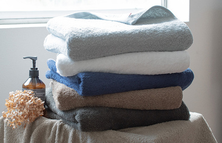 （今治タオルブランド認定品）ミニマルタオル　コンパクトバスタオル　2枚セット（チャコールグレー）【I004520CBT2CGY】