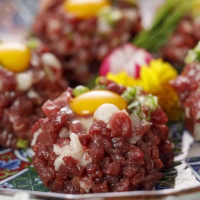 ふるさと納税 合志市 【熊本　と畜】馬肉ユッケ用　350g(合志市)