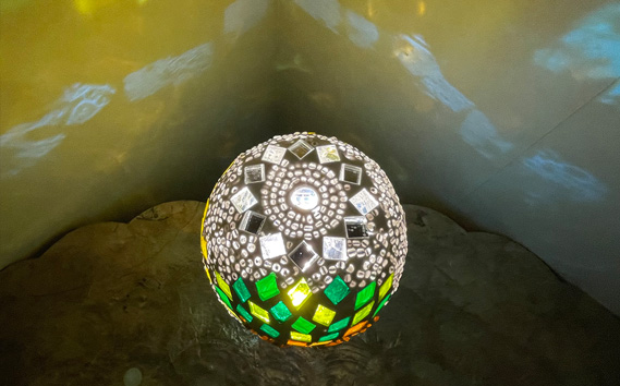 No.062 人感センサーモザイクランプ