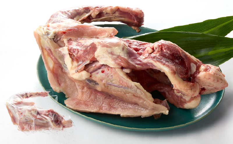 唯一の国産　幻の鶏肉　シャポーン鹿児島鶏　鶏ガラ３kg以上