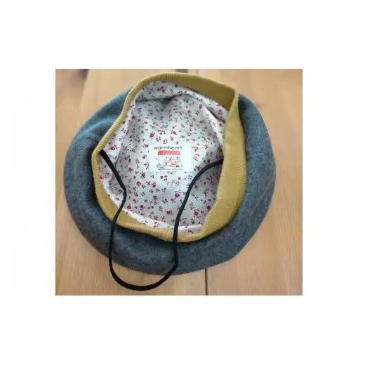 AO045【warmheart】子供用ボンボン付きベレー帽(マスタードイエロー) 55cm