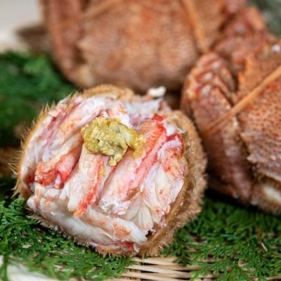 ふるさと納税 根室市 【年内配送可○】★浜ゆで毛がに300〜400g×2尾 F-05006 |  | 01