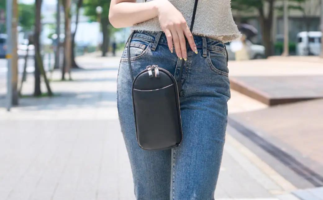 豊岡鞄 TUTUMU Pocket Leather （S4400） ブラック / 木和田正昭商店 縦型 ショルダー バッグ 斜めがけ 牛皮革 レディース 大人 おしゃれ シンプル デザイン 無地 モバ