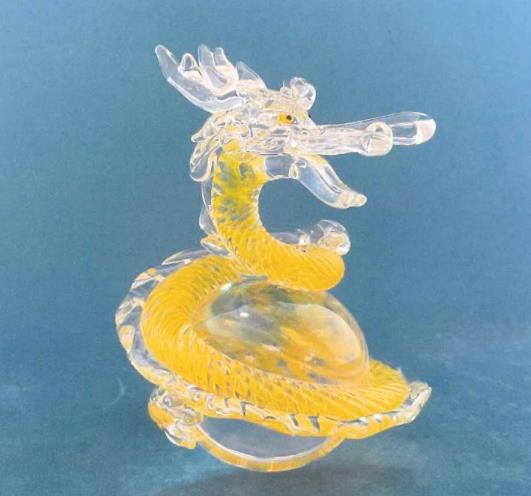 
                  金運玉龍 小 硝子置物 高さ180mm 奥行120mm 幅120mm
                