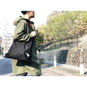 【利き手を選ばないショルダートート】　Niji　Super water repellent｜人気バッグ おすすめトート［ ショルダートート Niji Super water repellent 撥水加
