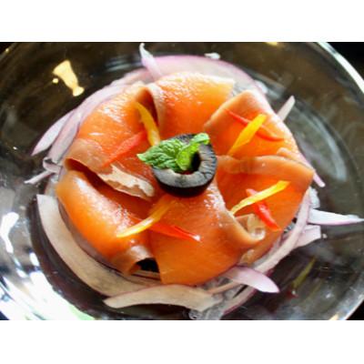 ふるさと納税 斜里町 北海道 知床産 サーモンスライス(香草〆) 70g×4パック　化学調味料不使用 |  | 02