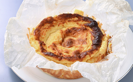 バスク風チーズケーキ(大)【配送不可地域：離島】【1639643】