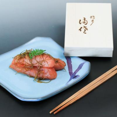 ふるさと納税 新宮町 辛子めんたい昆布漬(木箱入り300g)〈博多料亭.満佐〉【辛子明太子】.AG154 |  | 01